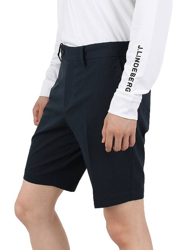 Vent Tight Golf Shorts Navy - J.LINDEBERG - BALAAN 5