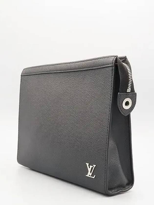 M30450 Black Color Taiga Leather Pochette Voyage Clutch - LOUIS VUITTON - BALAAN 3