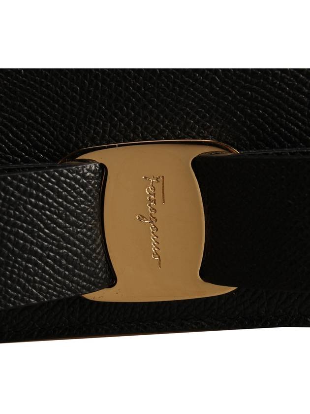 Vara Bow Gloss Flap Half Wallet Black - SALVATORE FERRAGAMO - BALAAN 10