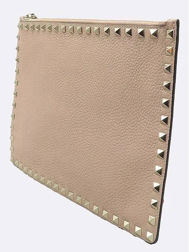 Indie pink leather Rockstud decorated clutch - VALENTINO - BALAAN 3