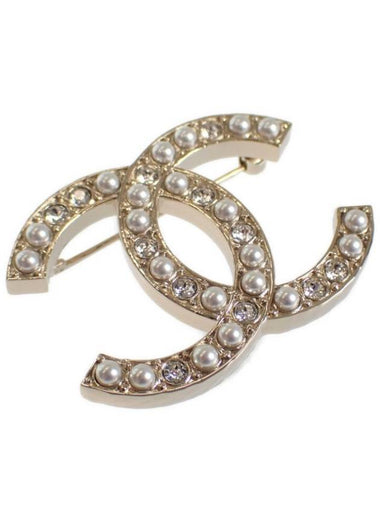 Women s CC logo pearl brooch gold ABB779 B14169 NR65 - CHANEL - BALAAN 1