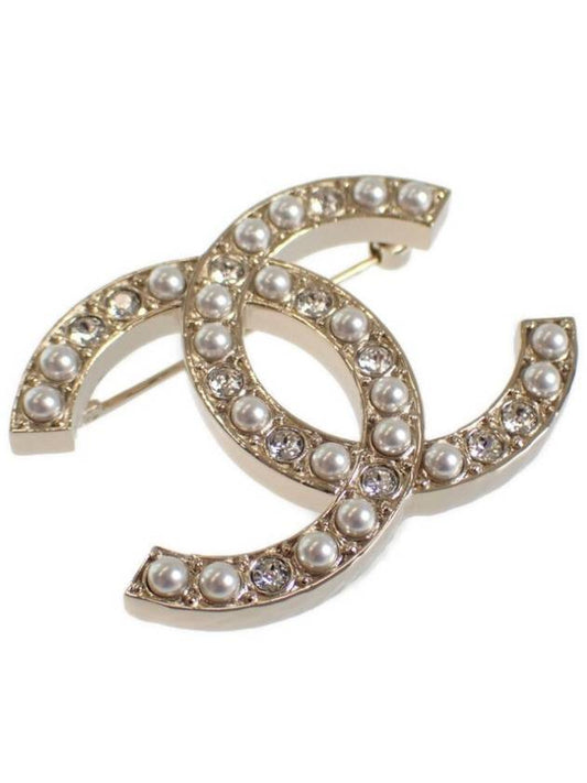 Women s CC logo pearl brooch gold ABB779 B14169 NR65 - CHANEL - BALAAN 1