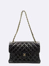 patent shoulder bag - CHANEL - BALAAN 2