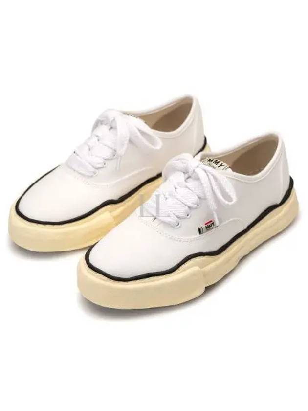 A09FW735 White Baker OG Sole Canvas Low Top Sneakers - MIHARA YASUHIRO - BALAAN 1