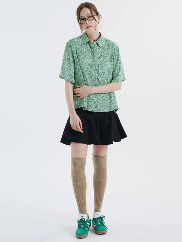 Small flower short sleeve stand collar shirt green 0116 - VOYONN - BALAAN 7