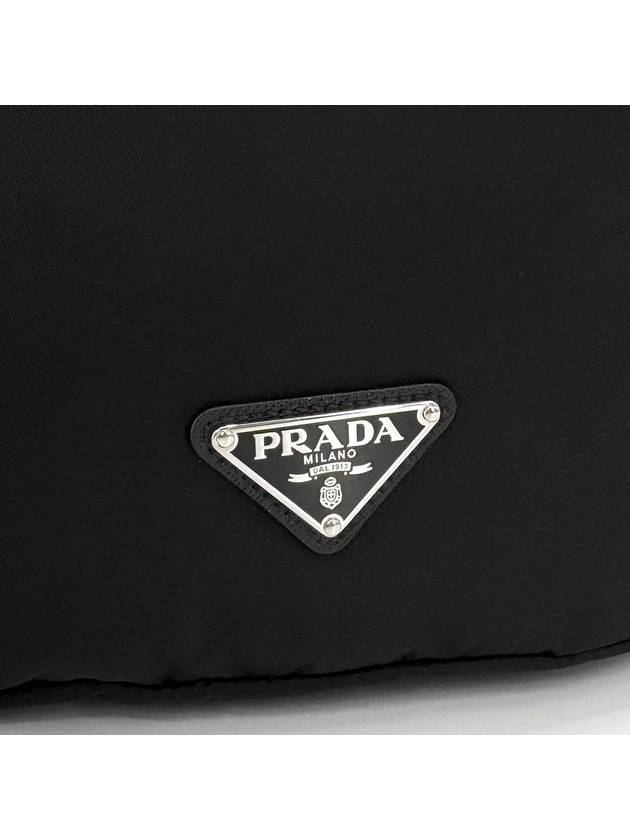 Re nylon triangle logo single line backpack black 2VZ092 - PRADA - BALAAN 5