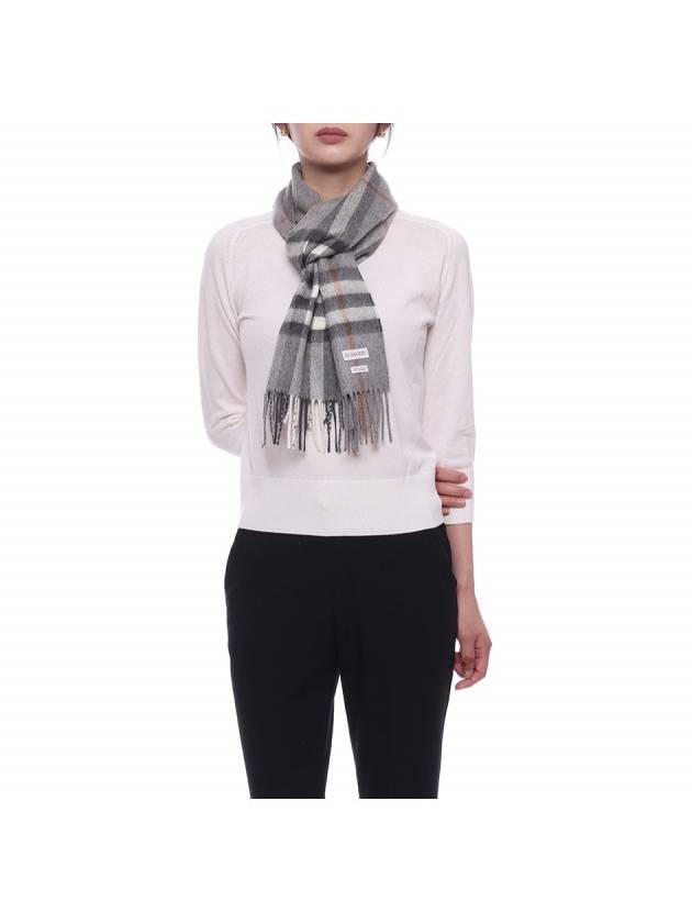 Giant Check Cashmere Scarf Grey - BURBERRY - BALAAN 4