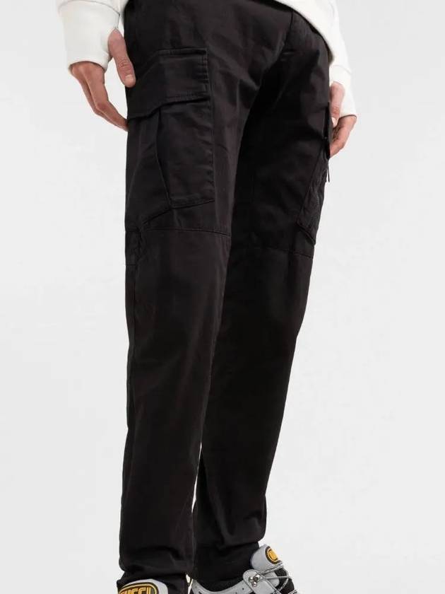 Satin Wappen Regular Fit Cargo Pants Black - CP COMPANY - BALAAN.