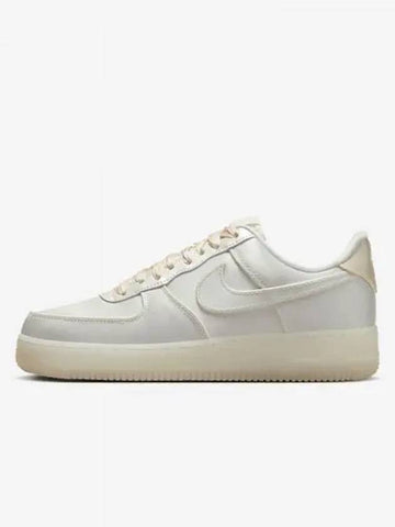 Air Force 1 07 LV8 Women s Sneakers Barely Orange HQ3762 133 708745 - NIKE - BALAAN 1