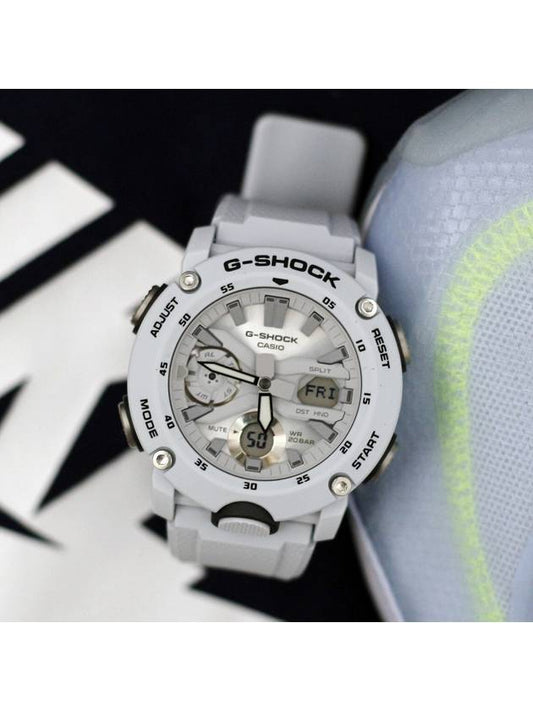 white analog electronic wristwatch - G-SHOCK - BALAAN 1