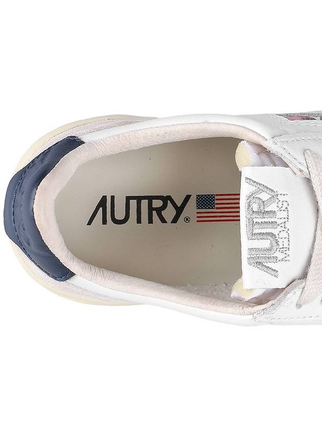 Women's Leather Suede Medalist Low Top Sneakers White Blue - AUTRY - BALAAN 9