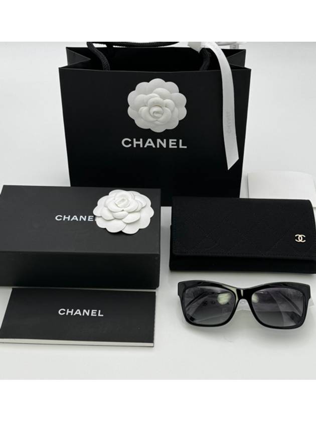 Sunglasses Square Black Crystal Gold A71530 - CHANEL - BALAAN 7