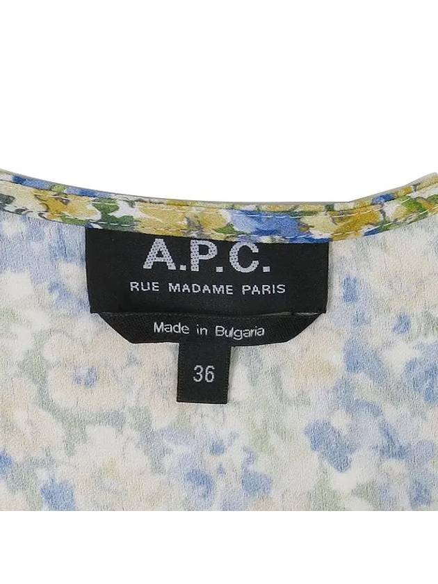 Smith Market Used Luxury Flower Tee Women s Clothing - A.P.C. - BALAAN 3