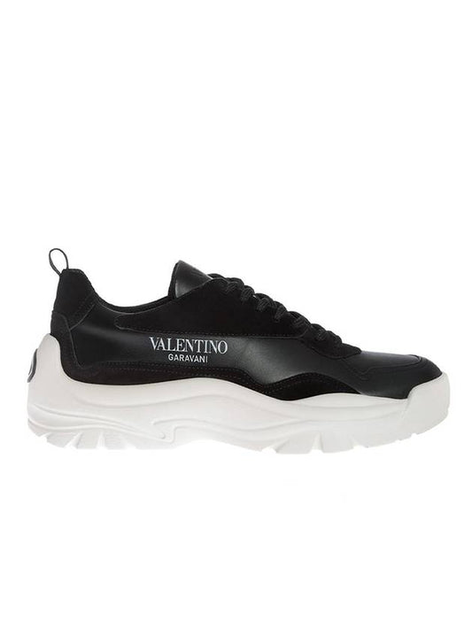 Men's Two-Tone Leather Suede Banshee Gumboy Low Top Sneakers Black - VALENTINO - BALAAN 2