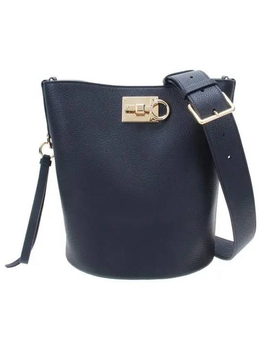 Gold Studio Bucket Bag Black - SALVATORE FERRAGAMO - BALAAN 2