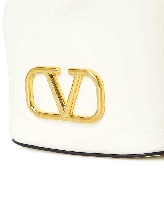 V Logo Signature Nappa Leather Bucket Bag Ivory - VALENTINO - BALAAN 8