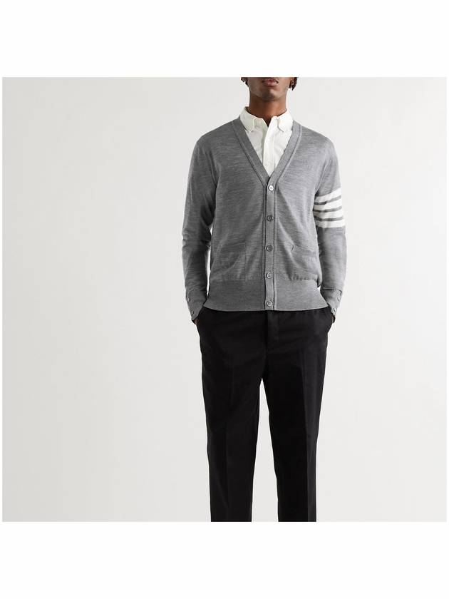 Men's Sustainable Classic Diagonal Wool Cardigan Pale Grey - THOM BROWNE - BALAAN 5