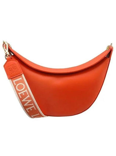 22FW A923PMA1X01 9100 Luna Bag Hobo Shoulder Orange　 988257 - LOEWE - BALAAN 1