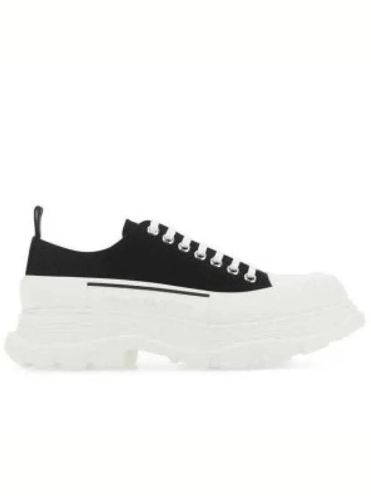 Tread Slick Platform Low Top Sneakers Black White - ALEXANDER MCQUEEN - BALAAN 2