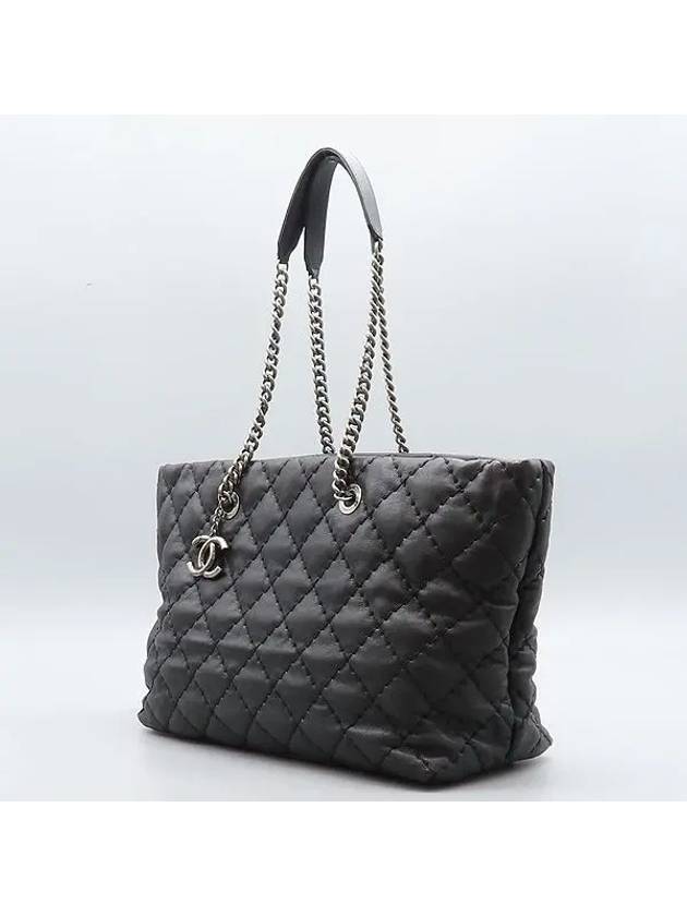 black shoulder bag - CHANEL - BALAAN 2