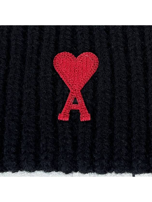 Small Heart Logo Beanie Black BFUHA106018 - AMI - BALAAN 6