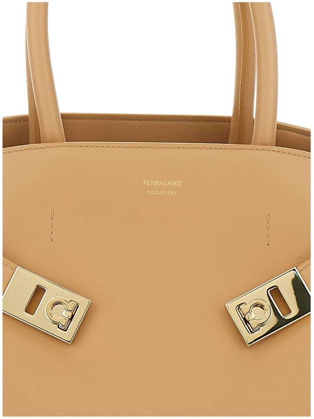 Hug Small Tote Bag Beige - SALVATORE FERRAGAMO - BALAAN 4