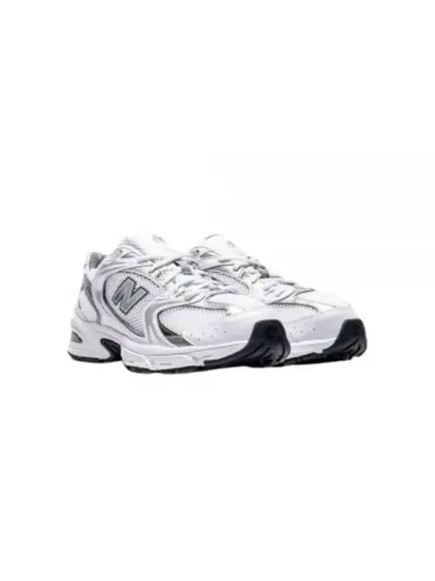 530 Low Top Sneakers Silver White - NEW BALANCE - BALAAN 2