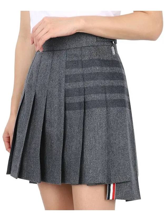 4-bar striped flannel wool pleated A-line skirt gray - THOM BROWNE - BALAAN 3