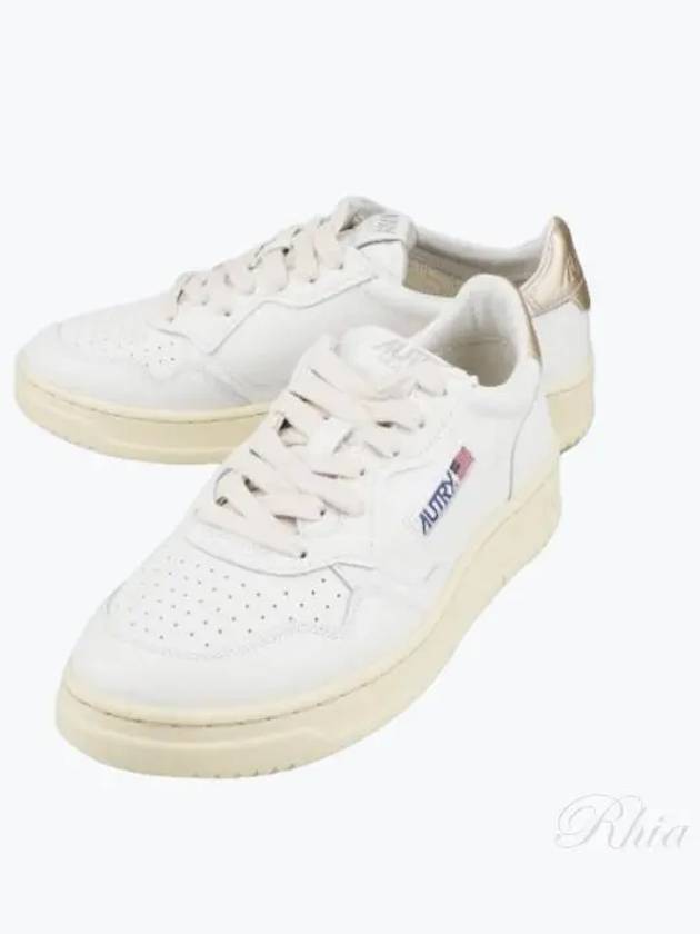 Medalist Low Top Sneakers Beige White - AUTRY - BALAAN 2