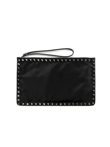 Rockstud Clutch Bag Black - VALENTINO - BALAAN 1