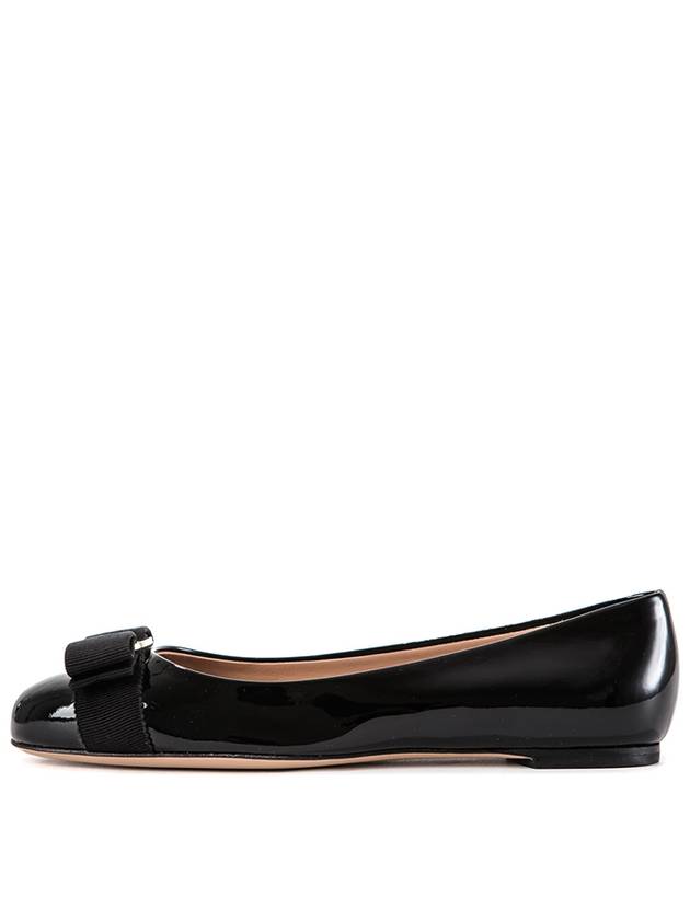 Women’s Varina Bellet Flats Black - SALVATORE FERRAGAMO - BALAAN 2