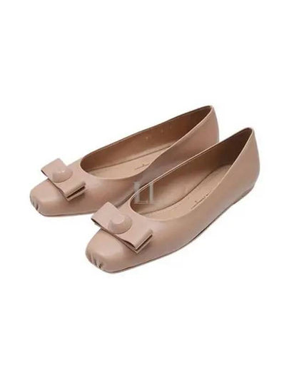 Vara Bow Metallic Leather Flats Beige - SALVATORE FERRAGAMO - BALAAN 2