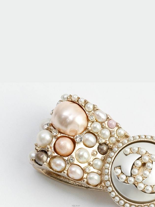 Women Brooches Pins - CHANEL - BALAAN 4