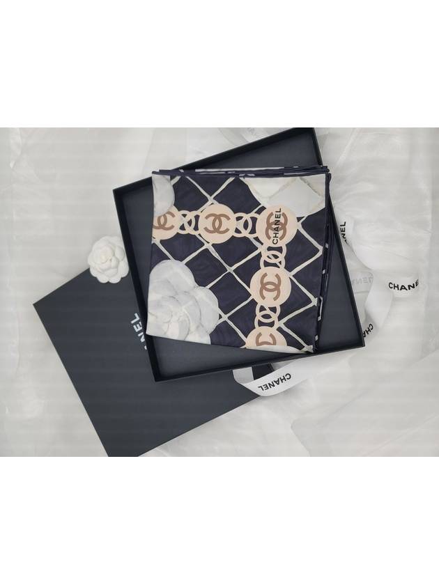 Camellia Scarf Silk White Black A39577 - CHANEL - BALAAN 7