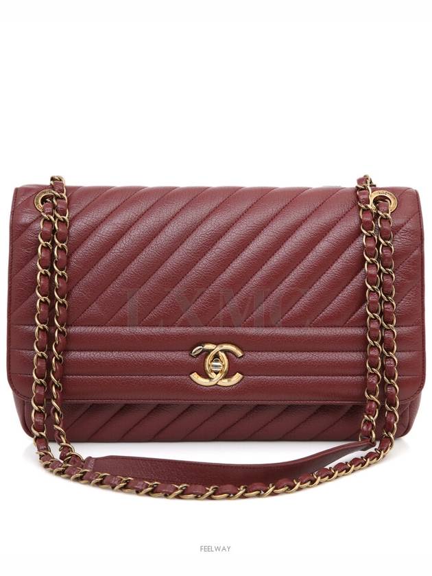 Diagonal Chevron Quilted Chain Flap Shoulder Bag Red Gold - CHANEL - BALAAN 1