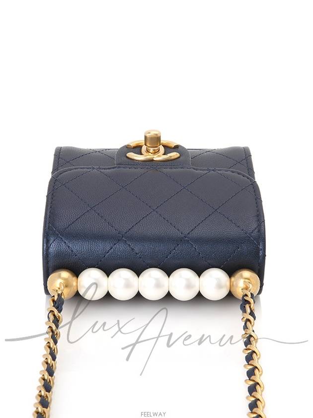 women cross bag - CHANEL - BALAAN 6