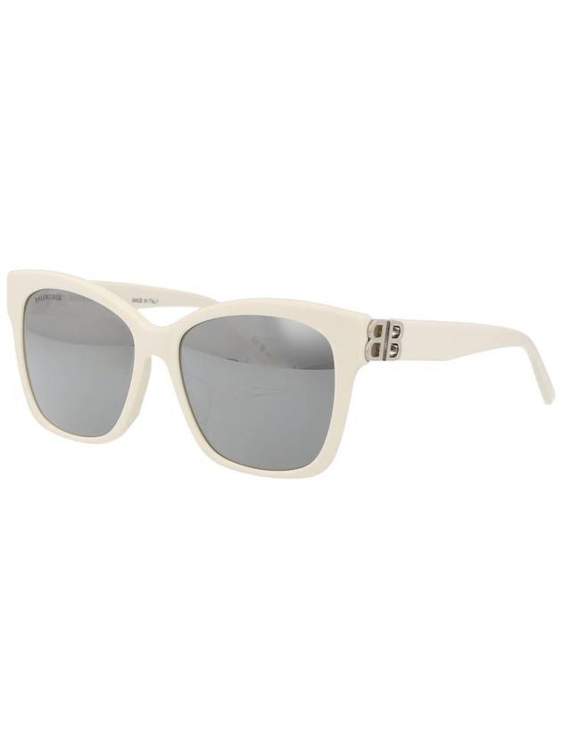 BB Temple Cat Eyes Sunglasses Ivory - BALENCIAGA - BALAAN 3