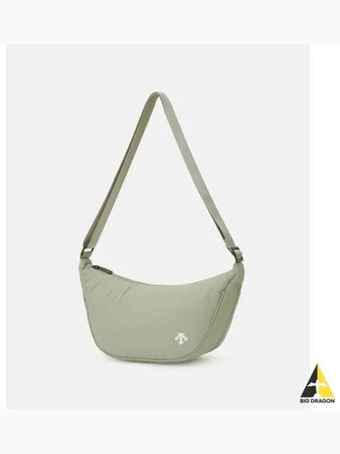 Sports Basic Lightweight Half Moon Bag Expandable Light Green SP323UBG7B - DESCENTE - BALAAN 1