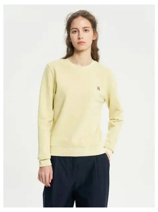 Women s Foxhead Patch Regular Sweatshirt Chalk Yellow Domestic Product GM0024020141054 - MAISON KITSUNE - BALAAN 1