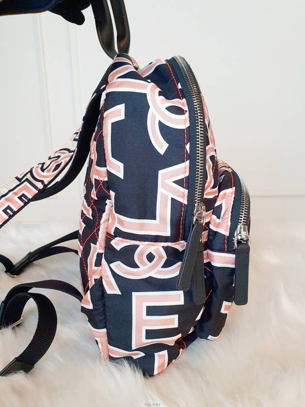 Daol Beomeo Branch Gravity Backpack 27th Multicolor Condition A - CHANEL - BALAAN 3