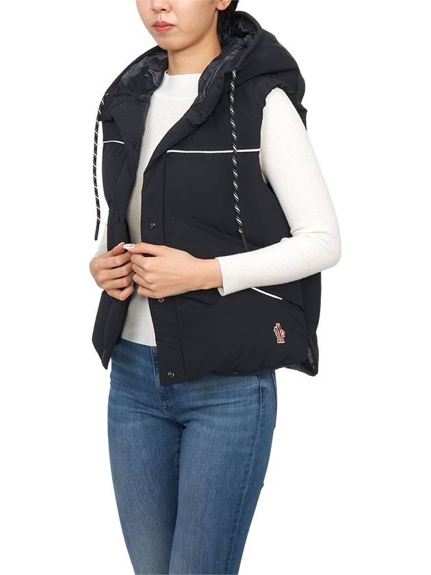 Arola Women s Padded Vest 1A00006 595M6 999 - MONCLER - BALAAN 5