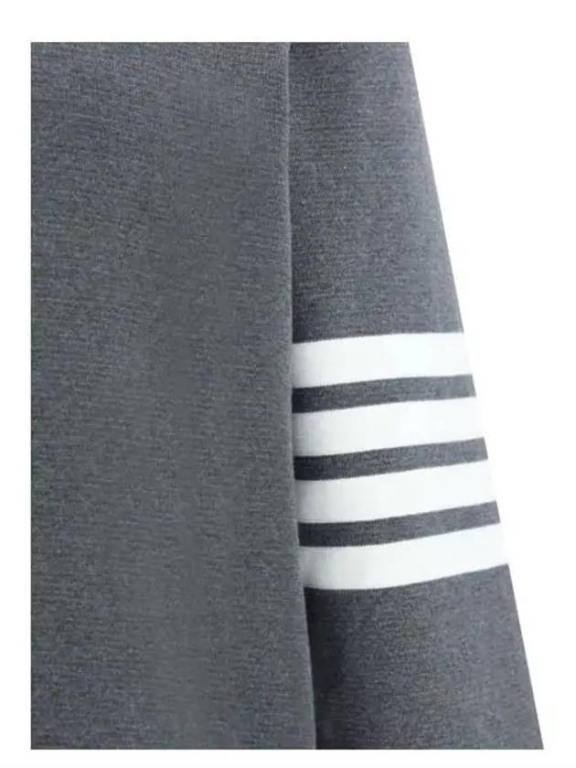 4 Bar Armband Milano Stitch Knit Top Mid Grey - THOM BROWNE - BALAAN 4