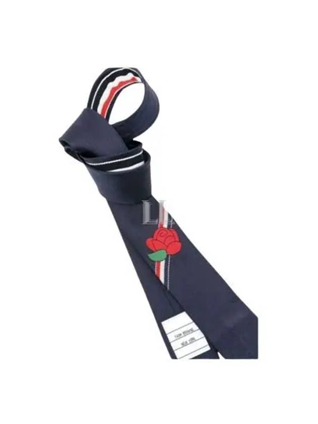 Rose Icon Classic Silk Tie Navy - THOM BROWNE - BALAAN 2