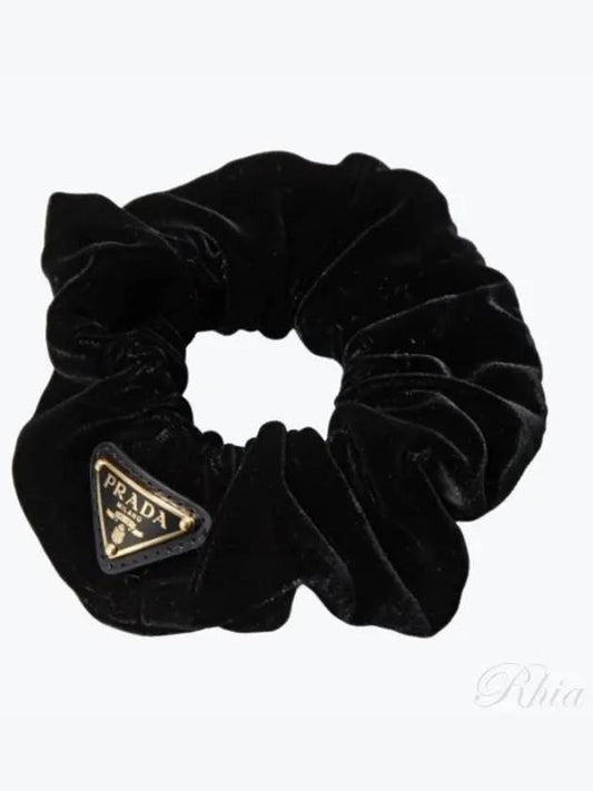 Women's Logo Detailed Velvet Scrunchie Black - PRADA - BALAAN 2