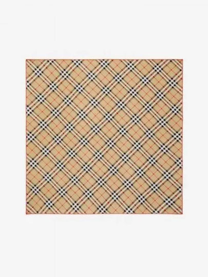 Vintage Check Silk Muffle Beige - BURBERRY - BALAAN 2