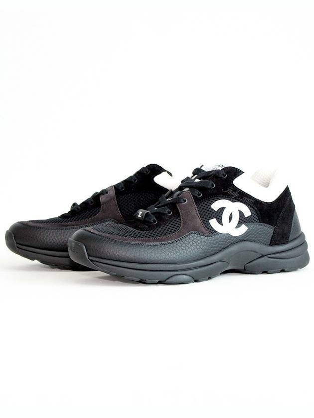 CC Logo Leather Low Top Sneakers Black - CHANEL - BALAAN 7