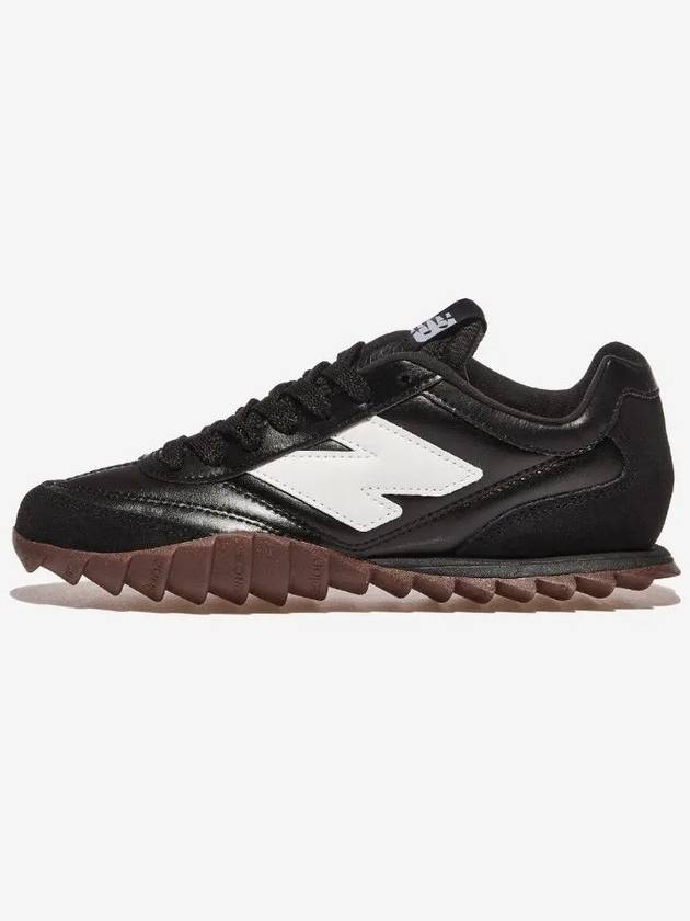 Logo Leather Low Top Sneakers Black - NEW BALANCE - BALAAN 5