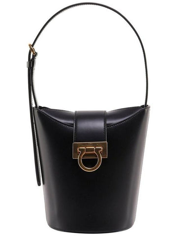 Small Trifolio Shoulder Bag Black - SALVATORE FERRAGAMO - BALAAN 1