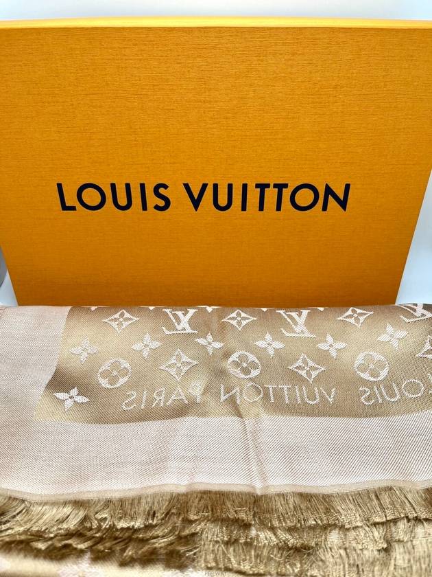 Daol Sangin Store Monogram Denim Shawl Beige Rose M76068 Condition A - LOUIS VUITTON - BALAAN 3