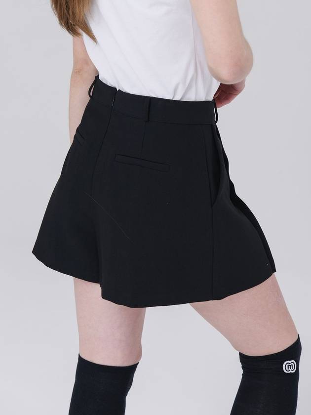 Poly Span Back Zipper Divided Black Shorts DO3242SPT 99 1 - DOYOUKNOWMC GOLF WEAR - BALAAN 4